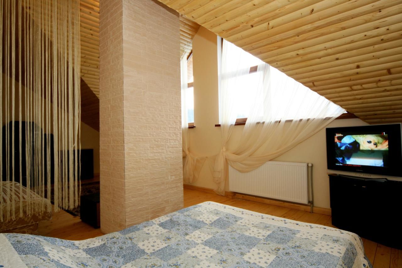 Гостевой дом Гостьовий дім Tauer Татаров