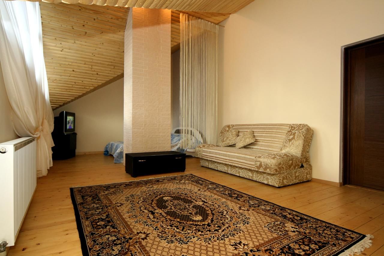 Гостевой дом Гостьовий дім Tauer Татаров